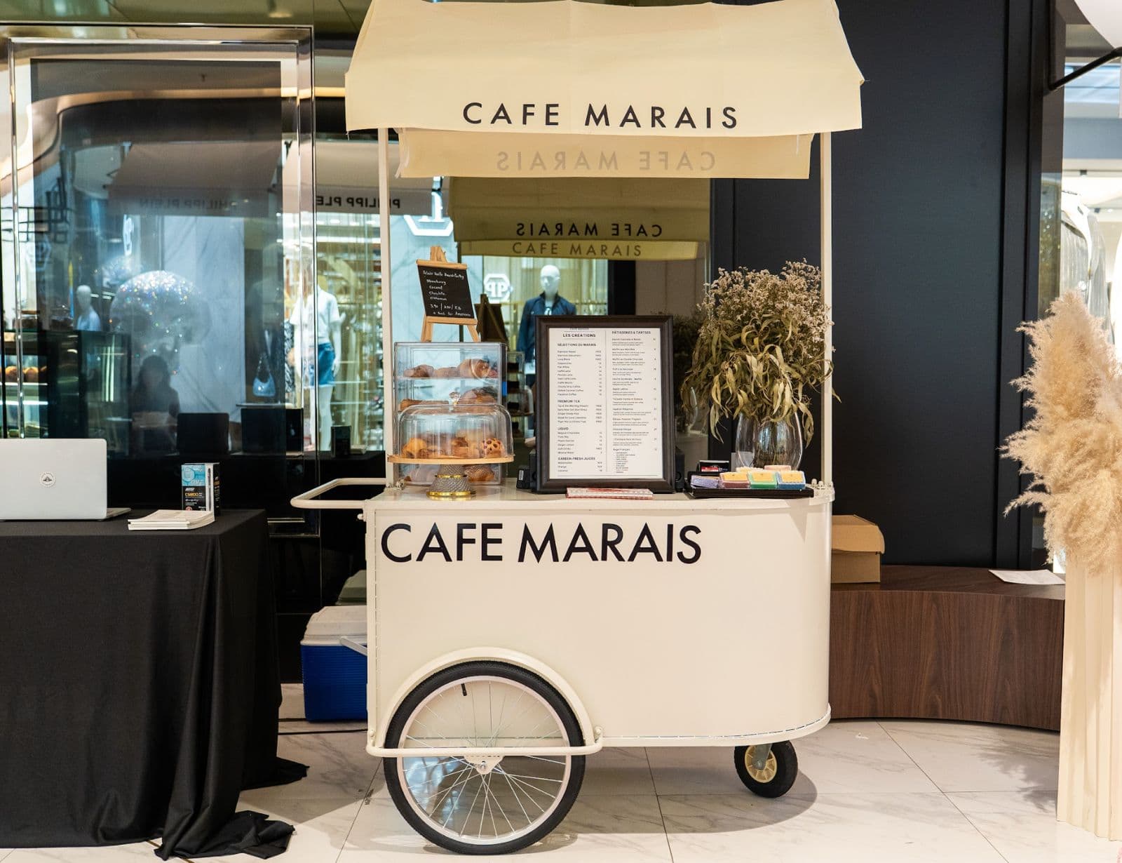 The Café Marais cart at The Starhill